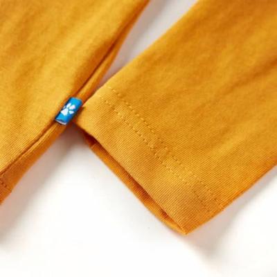 Kindershirt met lange mouwen berenprint 140 okerkleurig Kindershirt met lange mouwen berenprint 140 okerkleurig