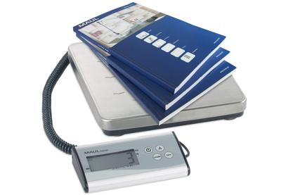 Maul Paketwaage MAULcargo, 120 kg, separates Bedienpult 1799209 Pakketweegschaal Weegbereik (max.) 120000 g Resolutie 50 g werkt op batterijen Maul Paketwaage MAULcargo, 120 kg, separates Bedienpult 1799209 Pakketweegschaal Weegbereik (max.) 120000 g Resolutie 50 g werkt op batterijen