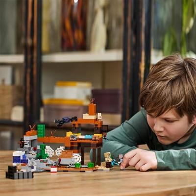 LEGO® Minecraft 21263 De woestenijmijnschacht - thumbnail