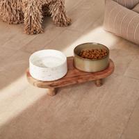 Kave Home Voerbak 'Dumbi' Set van 2 stuks, Keramiek, Met houten standaard - thumbnail