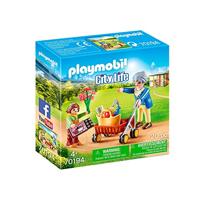 Playmobil city life oma met rollator - thumbnail