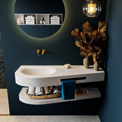 MONDIAZ RIVA 120cm Wastafel met planchet kleur Talc. Wastafel DULCET links 0 kraangaten kleur Talc. MONDIAZ RIVA 120cm Wastafel met planchet kleur Talc. Wastafel DULCET links 0 kraangaten kleur Talc.