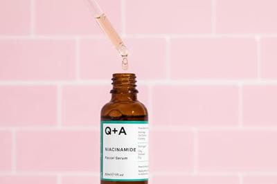 Q+A Niacinamide Facial Serum