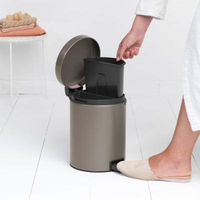 Brabantia pedaalemmer newIcon (4 liter) Brabantia pedaalemmer newIcon (4 liter)