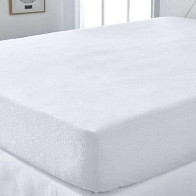 Absorberende matrasbeschermer - TODAY - Essential - Voor tweepersoonsbed - 140 x 190 cm - Anti-mijt Absorberende matrasbeschermer - TODAY - Essential - Voor tweepersoonsbed - 140 x 190 cm - Anti-mijt