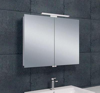 Spiegelkast Wiesbaden met Led Verlichting 80x60 Aluminium Spiegelkast Wiesbaden met Led Verlichting 80x60 Aluminium