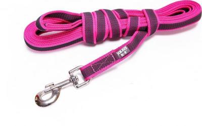 Lange lijn hond - Antislip - 20mm x 5m - Met handvat - Roze Lange lijn hond - Antislip - 20mm x 5m - Met handvat - Roze