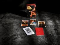 UPG Pulp Tarot Deck bevat 78 sensationele kaarten - thumbnail