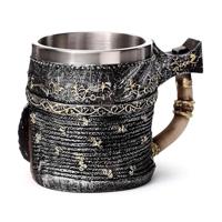 Bijl Handvat Gewapende Schedel Decoratieve Kroes - thumbnail