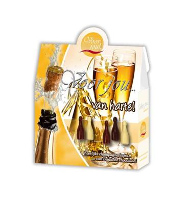 Voor Jou! Cadeau doos champagneflesjes van harte 100 Gram Voor Jou! Cadeau doos champagneflesjes van harte 100 Gram