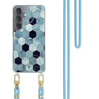 Samsung Galaxy S25 hoesje met blauw koord - Blue cubes - thumbnail