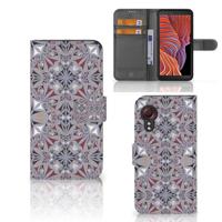 Samsung Galaxy Xcover 5 | Bookcase | Flower Tiles - thumbnail