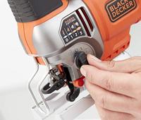 BLACK+DECKER BES610K 650W Pendeldecoupeerzaag | In koffer | 1 zaagblad voor hout | 1 zaagrechtblad voor hout | Antisplinterplaatje - BES610K-QS - thumbnail