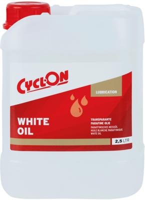 Cyclon white oil (naaimachine olie) sewing machine oil 2,5 liter Cyclon white oil (naaimachine olie) sewing machine oil 2,5 liter