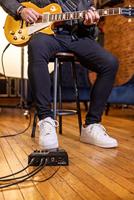 Zoom G2 Four Multi-Effects Processor - thumbnail