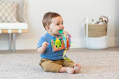 Stoffen boekje INFANTINO meerdere kleuren