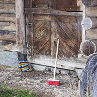 Klein Houten straatbezem - thumbnail