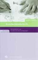 Kindermisbruik - Hans Crombag, Marjolein den Hartog - Paperback (9789054548737) - thumbnail