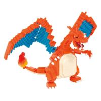 Pokémon Charizard Figuur - BANDAI - Nanoblock - Baksteen Figuur 860 stuks - Bouwpakket - NBPM80 - thumbnail