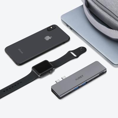 AUKEY CB-C76 interface hub USB 2.0 Type-C 40000 Mbit/s Grijs