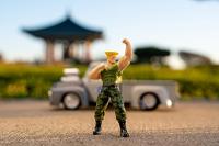 JADA TOYS Street Fighter 1956 Ford pick-up met Guile figuur Kant-en-klaar model Personenauto (model) - thumbnail