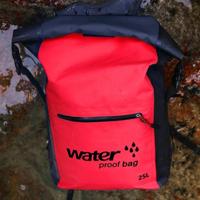 Outdoor vouwen dubbele schoudertas droge zak PVC waterdichte rugzak capaciteit: 25L (rood) - thumbnail