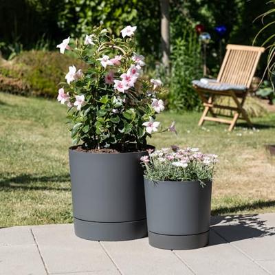 Ronde bloempot met waterreservoir - GARDEN ID - Plano - Ø 29 - 14 L - H 29 cm - Metaalgrijs