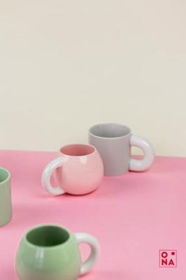 ONA Beker - Koffiemok - Lola - Rond - Roze - 330 ml