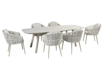 Manolo tafel 240x103cm met 6 Eva stoelen