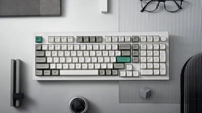Keychron q5 max-p1 rgb mechanisch toetsenbord (wit, us lay-out (qwerty), gateron jupiter red, 96%, rgb leds, ksa double-shot pbt, hot swap, knob, 2.4ghz | bluetooth 5.1 | usb-c)