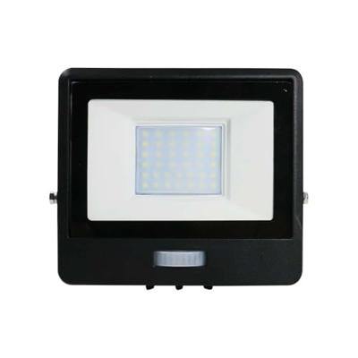 V-Tac LED Bouwlamp | 30W | 3000K | IP65 | met Sensor | Body Zwart - 9335220 V-Tac LED Bouwlamp | 30W | 3000K | IP65 | met Sensor | Body Zwart - 9335220