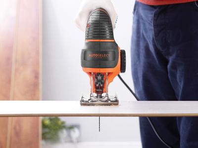 BLACK+DECKER KS801SEK 550W Pendeldecoupeerzaag | In koffer | 1x antisplinterplaatje | 1x Zaagblad - KS801SEK-QS