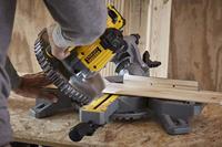 Stanley FATMAX SFMCS701M1 V20 18V Accu Afkortzaag | 190mm | 1x4.0Ah Accu - SFMCS701M1-QW - thumbnail