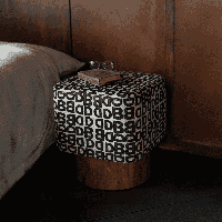 Dutchbone Kruk 'Monogram' Mangohout en stof - thumbnail