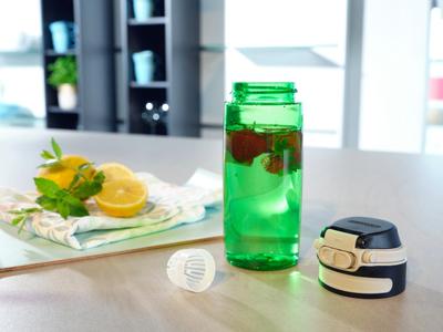 Leifheit 3267 Flip Tritan Drinkfles 550 ml Groen Leifheit 3267 Flip Tritan Drinkfles 550 ml Groen