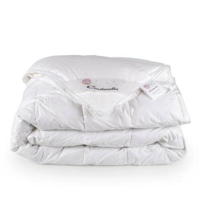 Cinderella Soul 4-seizoenen Dekbed 140 x 200 cm Cinderella Soul 4-seizoenen Dekbed 140 x 200 cm