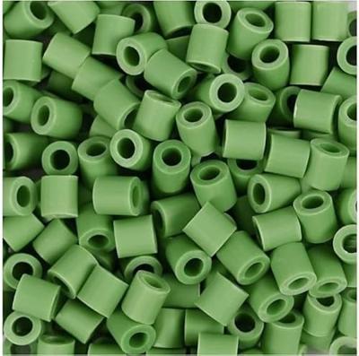 NABBI Biobeads van , afm 5x5 mm, gatgrootte 2.5 mm, medium, groen, 3000 stuk/ 1 doos NABBI Biobeads van , afm 5x5 mm, gatgrootte 2.5 mm, medium, groen, 3000 stuk/ 1 doos