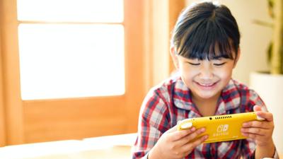 Nintendo Switch Lite (Yellow)