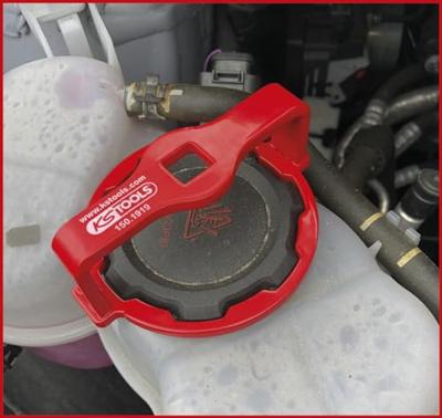 KS Tools 150.1919 Radiatordeksel-losgereedschap voor VAG