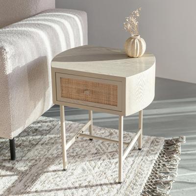 ZILT Bijzettafel / Nachtkastje 'Meja' Rattan / Webbing, Met 1 lade, kleur beige ZILT Bijzettafel / Nachtkastje 'Meja' Rattan / Webbing, Met 1 lade, kleur beige