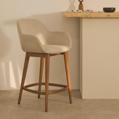 Kave Home Barkruk 'Konna' Essenhout en stof, kleur Beige/Bruin (zithoogte 66cm) Kave Home Barkruk 'Konna' Essenhout en stof, kleur Beige/Bruin (zithoogte 66cm)