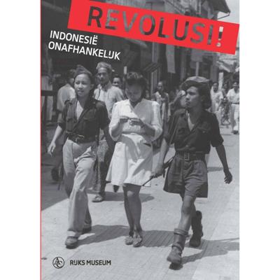 Revolusi! (Paperback) Revolusi! (Paperback)
