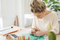Precisiemes fiskars medium duty 12 mesbladen wit - thumbnail