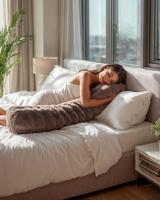 Primaviera Deluxe Bodypillow Pompom Taupe 140 x 20 cm - thumbnail