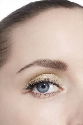 CHANEL OMBRE PREMIÈRE LAQUE LONGWEAR LIQUID EYESHADOW LIMITED EDITION - FALL-WINTER 2021 COLLECTION female lame_ivoire