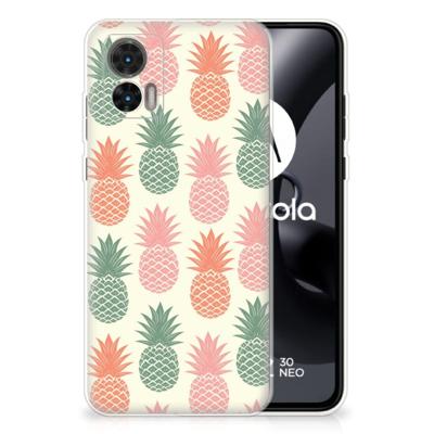 Motorola Edge 30 Neo | Siliconen Case | Ananas