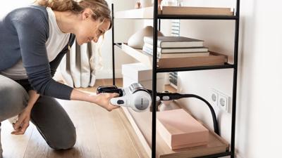 Bosch BBS711W steelstofzuiger & elektrische bezem Zakloos 0,3 l Zwart, Roestvrijstaal, Wit - thumbnail