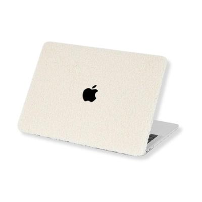 Lunso MacBook Pro 14 inch (2021-2024) cover hoes - case - Teddy Puffy Khaki Lunso MacBook Pro 14 inch (2021-2024) cover hoes - case - Teddy Puffy Khaki