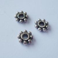 Nellie's Choice • floral spacers 20stuks silver nr. 5 - thumbnail