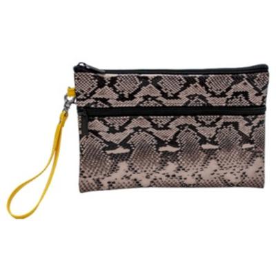 Verhaak etui Wild Thing slang junior 23 x 15 cm geel/beige Verhaak etui Wild Thing slang junior 23 x 15 cm geel/beige